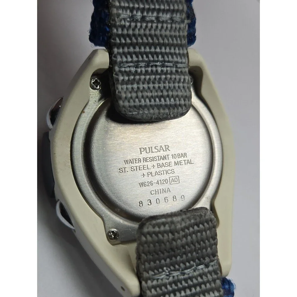 Vintage Pulsar Spoon By Seiko Digital Mens Space Age Watch 100M New Battery
